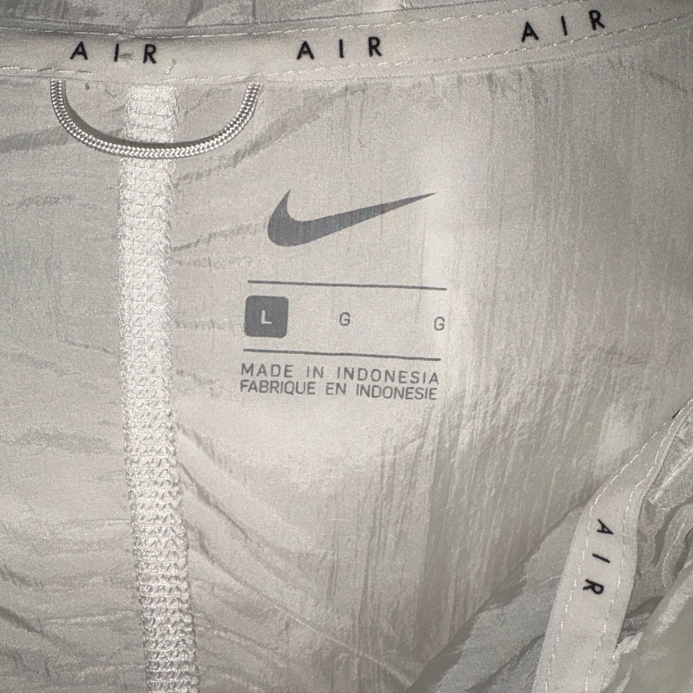 Nike Monochrome Zip-Up Jacket - Picture 6 of 8